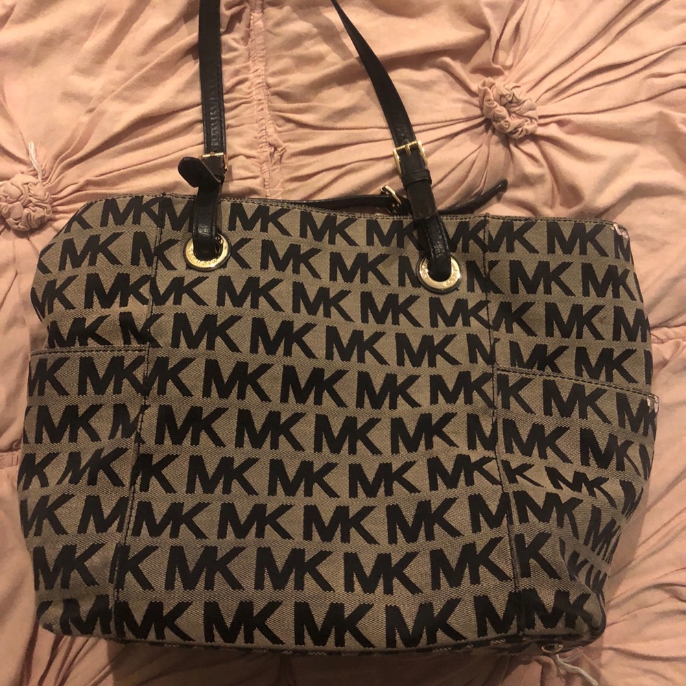 Michael Kors purse!